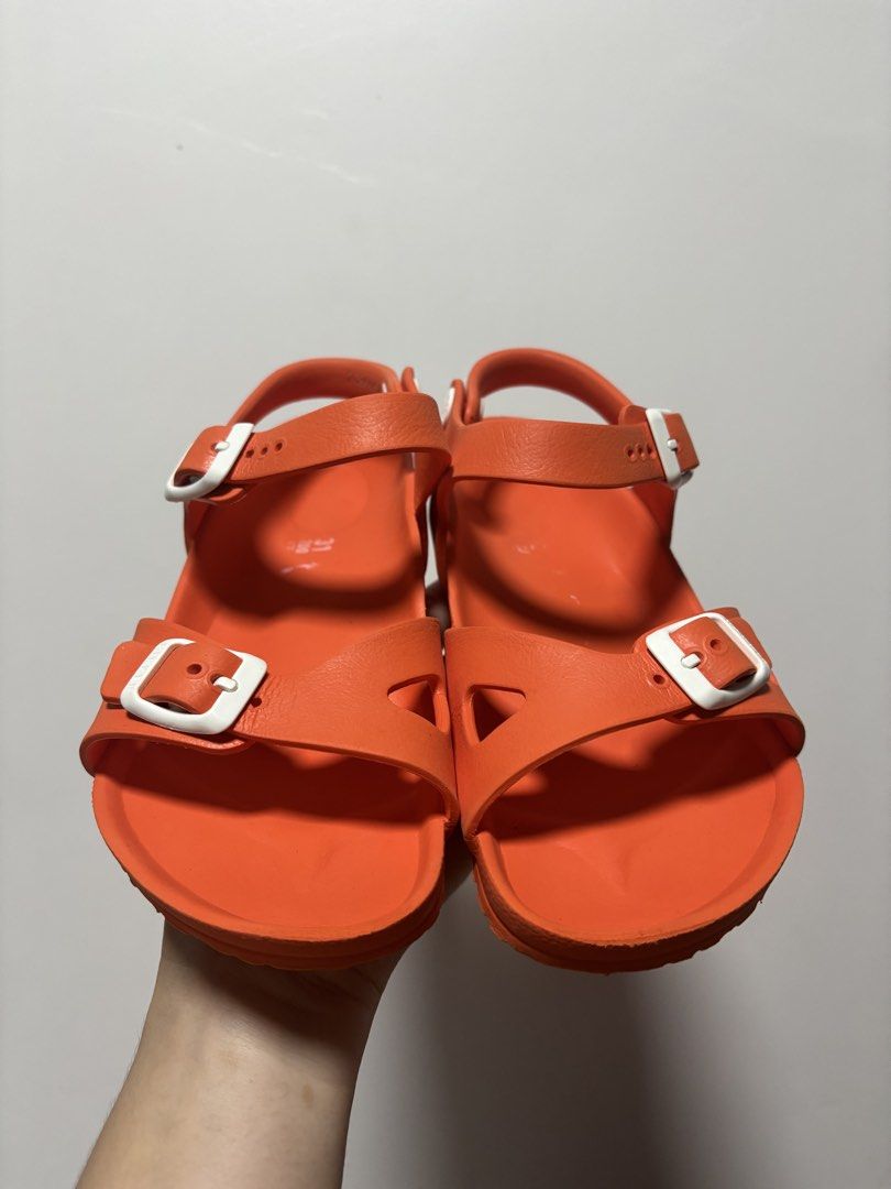 Birkenstock OG kids (20cm) (Category: Babies & Kids Fashion) located in Imus. Submitted by littlebooythriftstore (Listing ID 1460424776, Image 2). Description: Bacoor caviye.