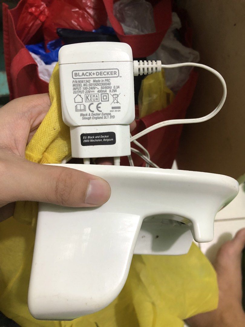 Black & Decker Dustbuster Pivot Lithium 18V Handheld Vacuum (Category: Vacuum Cleaner & Housekeeping) located in Caloocan City. Submitted by castroemman0201 (Listing ID 1466656184, Image 2). Description: - Brand: Black & Decker Dustbuster Pivot - Battery: 18V lithium (holds a proper charge) - Condition: Working well, reliable cordless performance - Includes: Charging dock and power adapter - Ideal for: Quick and easy cleanups around the house or 