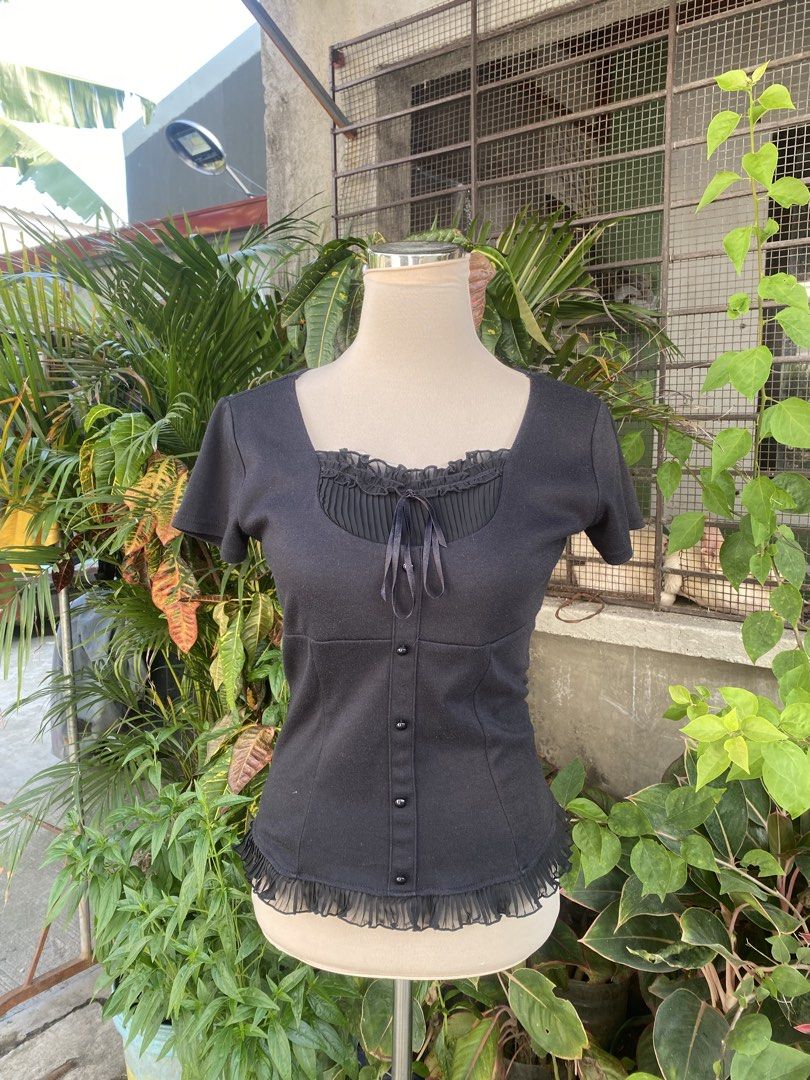Black Babydoll Coquette Top (Category: Blouses) located in Naic. Submitted by svety4na (Listing ID 1466606444, Image 1). Description: 👚 𝔇𝔦𝔪𝔢𝔫𝔰𝔦𝔬𝔫𝔰 𝔖𝔦𝔷𝔢: Small ⊹ ࣪ ˖ Mine: ₱350 𝔐𝔦𝔫𝔦𝔪𝔲𝔪 𝔰𝔥𝔦𝔭𝔭𝔦𝔫𝔤 𝔣𝔢𝔢 (₱54) 𝔐𝔬𝔡𝔢 𝔬𝔣 𝔭𝔞𝔶𝔪𝔢𝔫𝔱: GCASH ONLY 📍Naic, Cavite.
