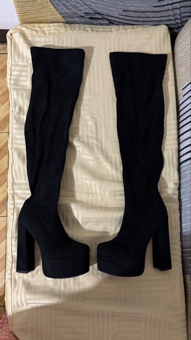 Black High Boots Size 37 (Category: Boots) located in Caloocan City. Submitted by chleeo.lscn (Listing ID 1466717245, Image 1). Description: .