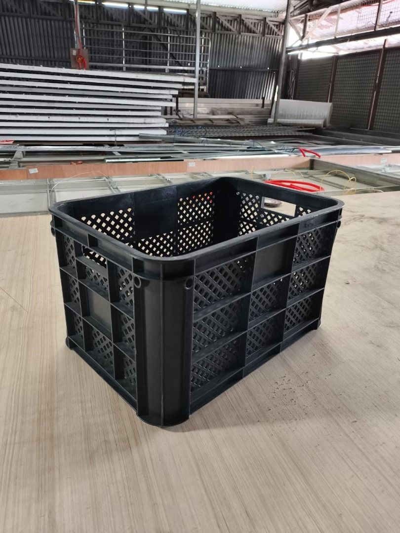 Black Plastic Crates Specs: Black (Color) (Category: Everything Else Others) located in Manila. Submitted by 09171479278_elsie. (Listing ID 1466650175, Image 3). Description: Black Plastic Crates Specs: Black (Color).