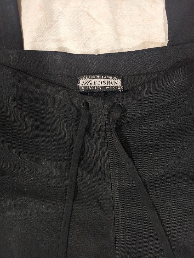 black tie-front wide leg flare pants with drawstrings (Category: Other Bottoms) located in Bulacan. Submitted by angel.decluttersx (Listing ID 1466694639, Image 2). Description: Medium size Waistline 30 inches L 39" W 15" with adjustable drawstrings linen slacks fabric material with one zipper sa side no issue ‼️ good as new ‼️💯.