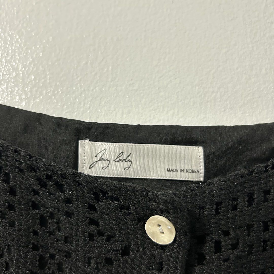 Black Top (Small to Medium) (Category: Sleeveless) located in Caloocan City. Submitted by lulufanatics (Listing ID 1466715977, Image 3). Description: For Free If there's a purchase on my listing more than 500Php..