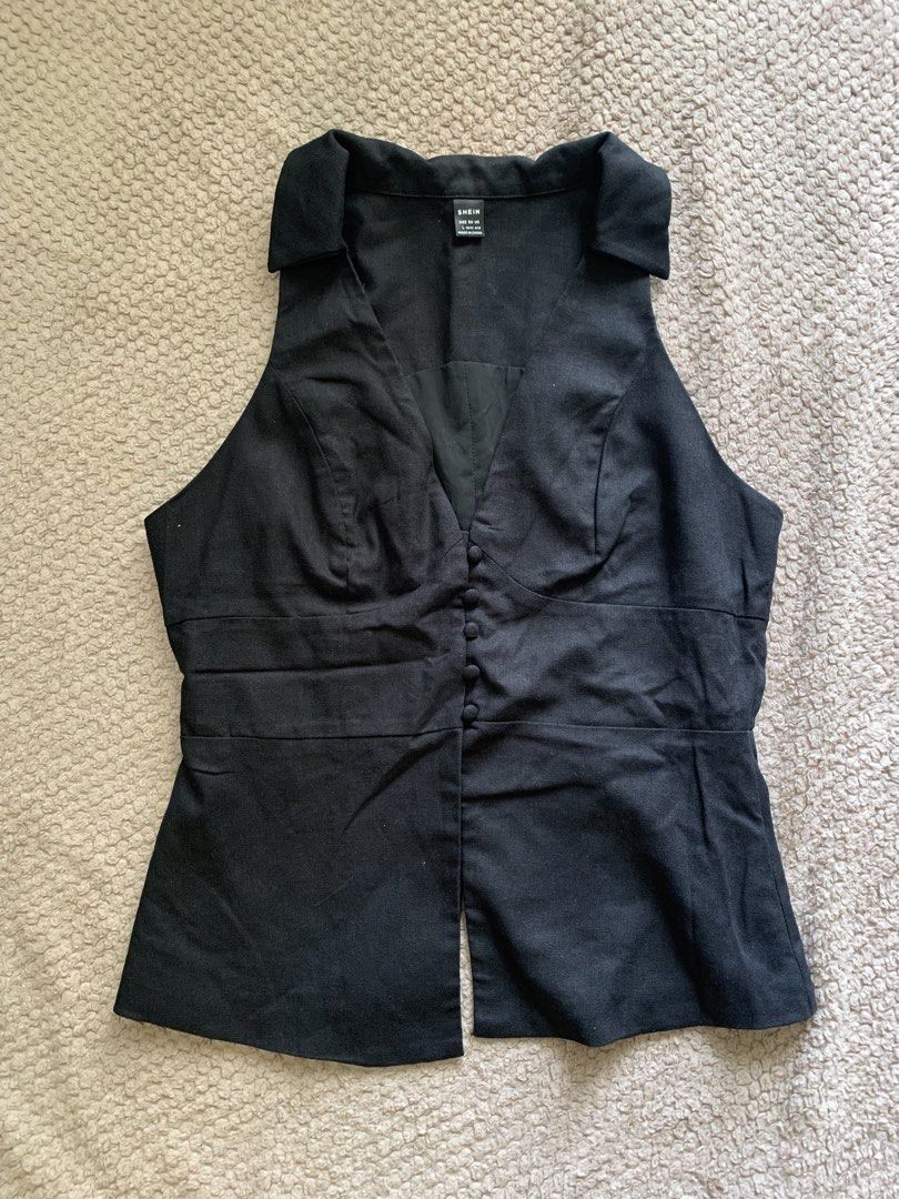 Black Vest Shein Top Blouse (Category: Sleeveless) located in Manila. Submitted by nuelaar (Listing ID 1466744098, Image 1). Description: .
