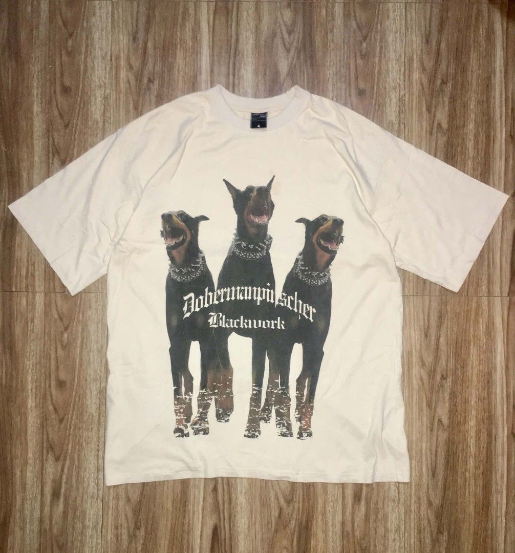 BLACK WORK (Category: Activewear) located in San Fernando. Submitted by skyline_thrift (Listing ID 1466723758, Image 1). Description: SIZE XL VERRY GOOD CONDITION LASER PRINT.
