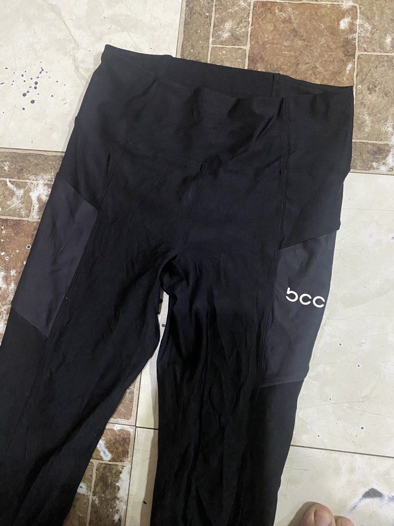 Black yak Bcc flex leggings (Category: Activewear) located in Tagoloan. Submitted by puretiger-389e (Listing ID 1466717473, Image 2). Description: Black yak Bcc flex leggings As new condition Size Small No issue.