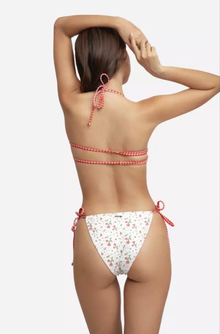 Blackbough Annie String Bikini sets/ Rose Water-S/M/L (Category: Bikinis & Swimsuits) located in Iloilo. Submitted by tttkhk (Listing ID 1466592148, Image 3). Description: Available sizes Small Medium Large.