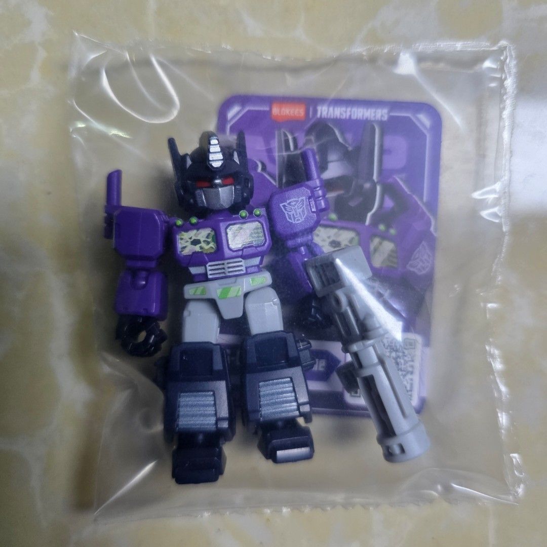 BLOKEES - Transformers (Category: Action & Battle Toys) located in Liloan. Submitted by jorenzki (Listing ID 1466768752, Image 1). Description: Take ALL for 500.