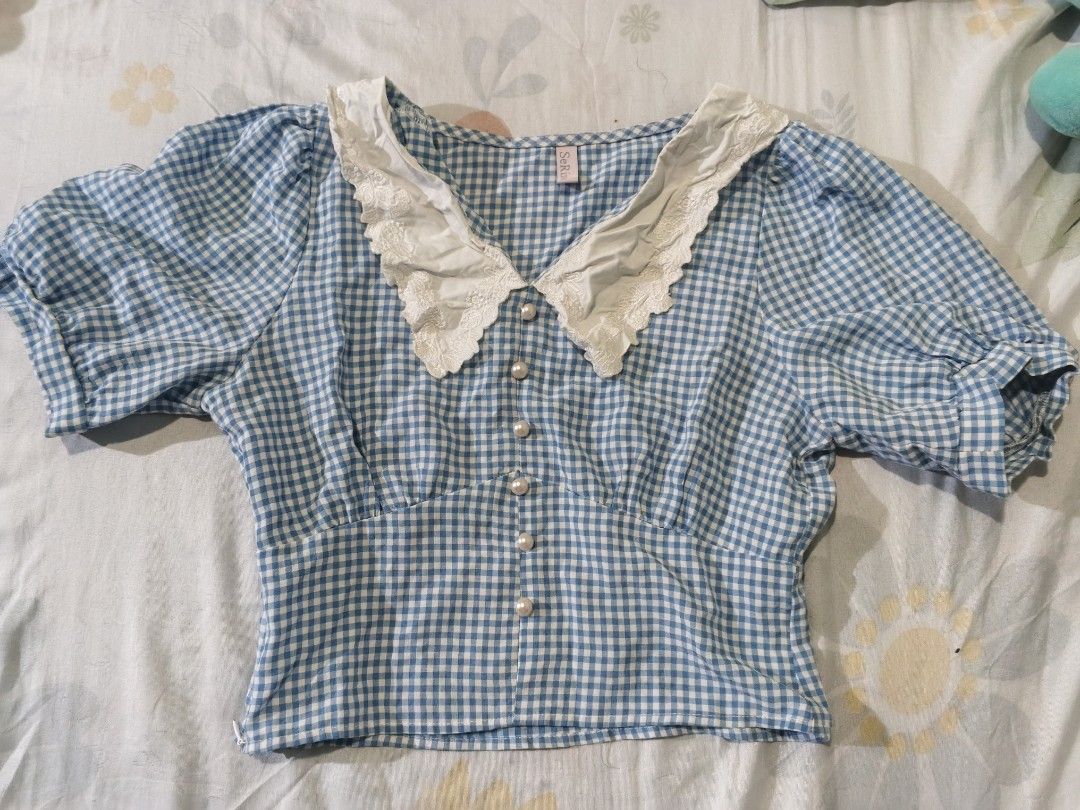 Blue Lace Collar Top Blouse (Category: Blouses) located in Quezon City. Submitted by miwakawa (Listing ID 1466638711, Image 1). Description: •S-M • M on tag.