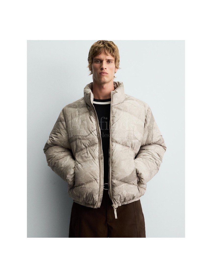 Bnew ZARA MAN ABSTRACT PRINT PUFFER JACKET SMALL (Category: Coats, Jackets and Outerwear) located in Batangas. Submitted by declutterphhh (Listing ID 1466745103, Image 2). Description: Bnew wt tag Ref 3833/450 Size Small for men, M - L Womens Sourced from Zara PH W: 25” | L: 26”| Sleeves: 25” Not entertaining LP messages original price P4,995.