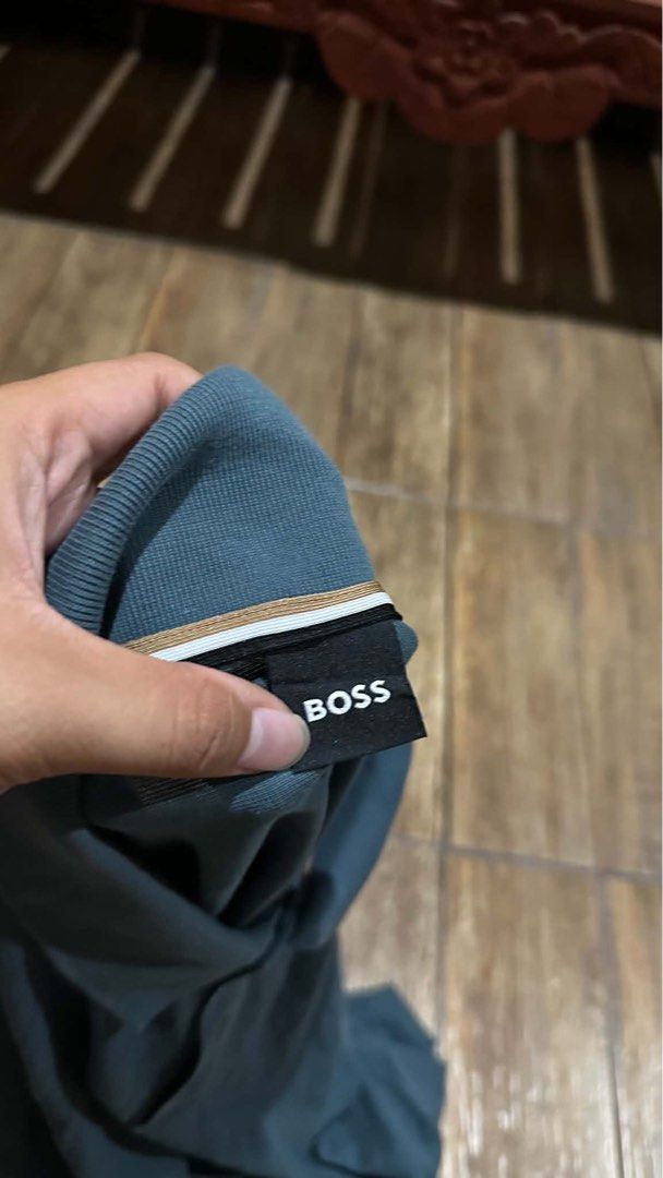BOSS POLO SHIRT (Category: Tshirts & Polo Shirts ) located in Manila. Submitted by urban.vintage (Listing ID 1466748863, Image 2). Description: ISSUE: NONE (NEED WASH) MOP :GCASH (NO COD) SHIP VIA: LALAMOVE & J&T LOCATION: PASIG CITY LENGTH: 29 WIDTH :24.5.