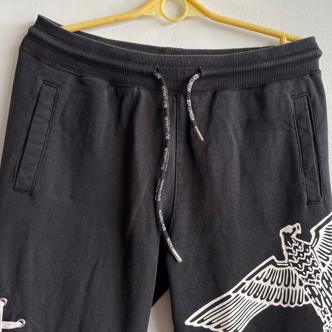 Boy London Jogger Pants men's (Category: Joggers) located in Quezon City. Submitted by rosepam (Listing ID 1466582932, Image 3). Description: Boy London Lace Up Graphic Jogger Pants Size on tag: XS (165/74b) Elastic waist 28-40 FIX PRICE Measurements posted for reference.