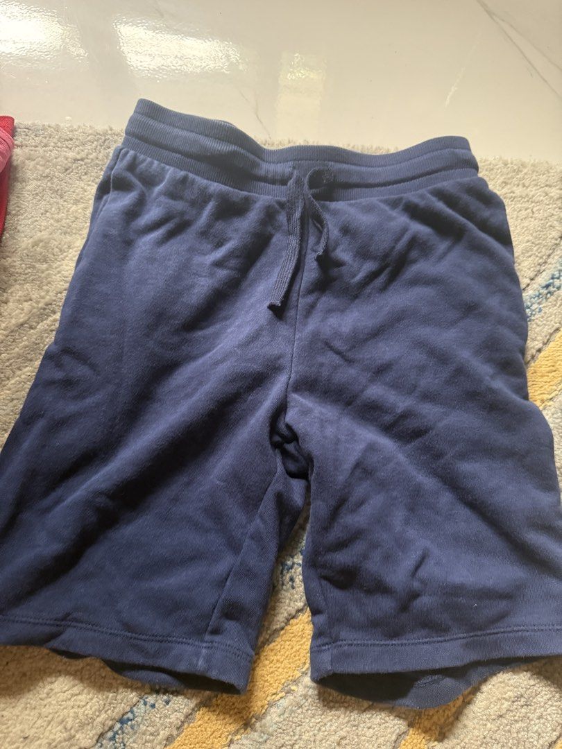 boys 8 to 10 (Category: Babies & Kids Fashion) located in Rizal. Submitted by vargas.cel (Listing ID 1466579130, Image 3). Description: take all 400 pede sa 8 to 9 na payat lang pesos gap medium uniqlo black 140 size grizzly size 8 polo shorts size 10.