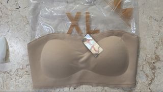 (Kategori: ) berada di . Dikirim oleh preloved_tk (ID iklan 1466577964, Gambar 1). Deskripsi: .