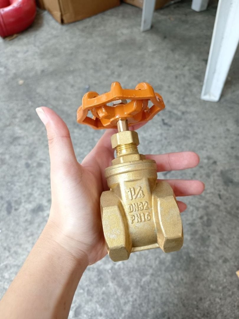 Brass Gate Valve Specs: 1 1/4" (Category: Everything Else Others) located in Manila. Submitted by 09171479278_elsie. (Listing ID 1466652241, Image 1). Description: Brass Gate Valve Specs: 1 1/4".