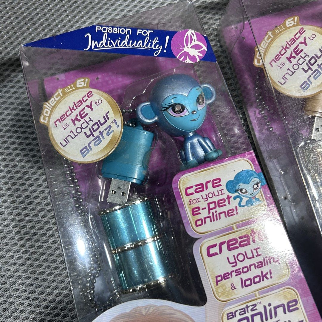 Bratz Be-Bratz Online E-Pet USB Necklace Set (Category: Kids Toys) located in Manila. Submitted by barbeyoncee (Listing ID 1466567675, Image 3). Description: - sold as set (₱300.00 if each) - box is in mid condition - NRFB - as is, wysiwyg mop: gcash mod: jnt/lalamove loc: muntinlupa, metro-manila.