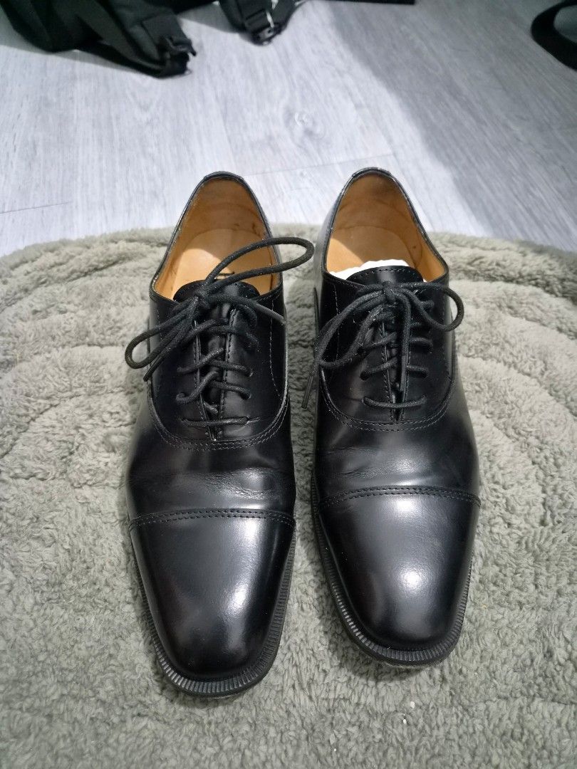 Bristol McCartney (Category: Dress Shoes) located in General Trias. Submitted by rawleem (Listing ID 1466762304, Image 1). Description: Bristol McCartney Size: 41 Color: Black Upper Material: Leather Inner Material: Pig skin lining Sole Material: Leather Heel Height: Low (0-5.5cm) Shoe Width: Medium Fastening: Laces Heels: Block Heel Toe Type: Closed Toe Toe Shape: Round RFS: Decluttering.