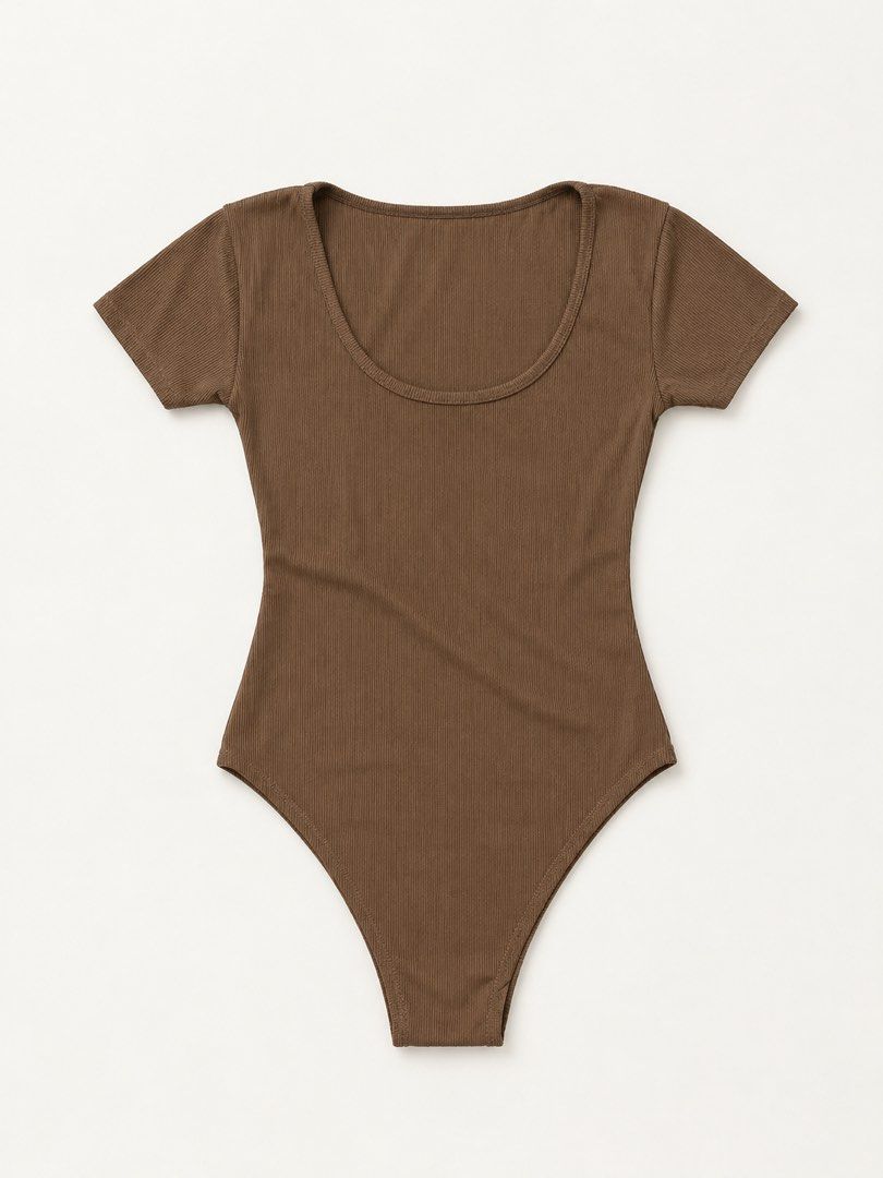 Brown Bodysuit Scoop Neck Top (Category: Sleeveless) located in Manila. Submitted by eyyarrios82239 (Listing ID 1466591804, Image 1). Description: Preloved Dress Selling Price — P50.00 Size — Small to Medium Courier — Lalamove or Self Pick Up Only Location — Balingasa, Quezon City (Near Ayala Malls Cloverleaf/ A.Bonifacio) Mode of Payment — Gcash upon pick up.