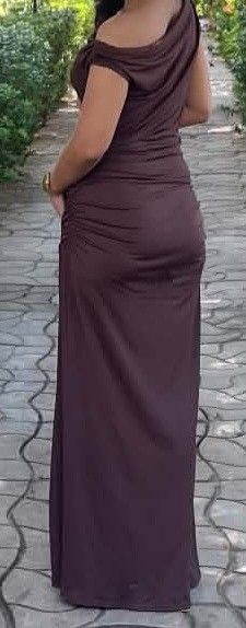 Brown Dress (Category: Dresses) located in Manila. Submitted by wildturtle.4c2147 (Listing ID 1466722317, Image 1). Description: choco brown dress, only used for a 3hr wedding. size is medium, i bought it for 2000. selling it for 1500 but still negotiable for a sure buyer and willing to give big discount if u pay first then ship. can send actual photo. location is manila..