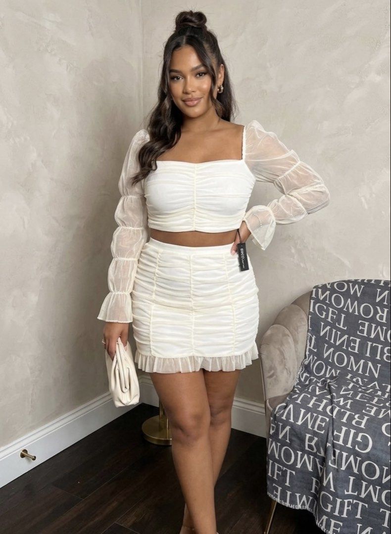 BSCO Curves Coords (L-XL) (Category: Sets or Coordinates) located in Manila. Submitted by anncur8ts_ (Listing ID 1466588232, Image 1). Description: unused, with tag pa! natambak lang talaga sa closet kaya letting this one go. 📌 size: L–XL ✨ condition: unused / with tag dm niyo lang po ako if you have any questions or other concerns. 😊.