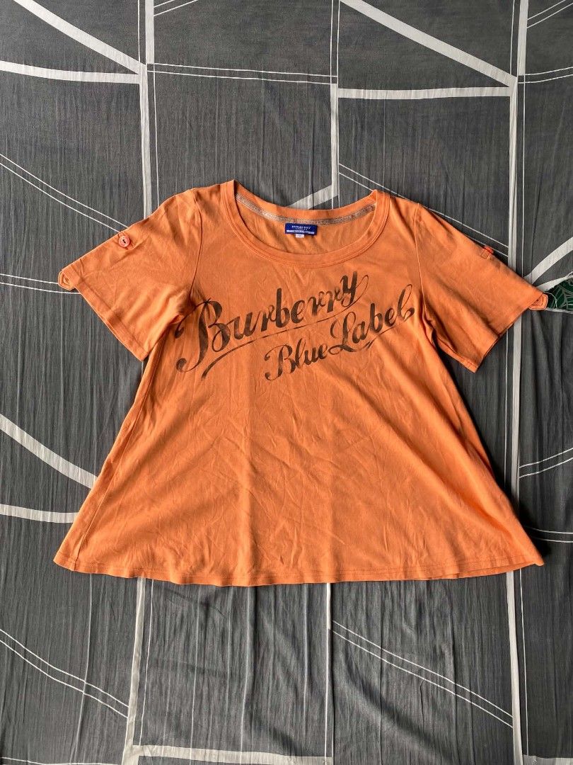 Burberry Blue label (Category: Shirts) located in Manila. Submitted by raymondrob54698 (Listing ID 1466709783, Image 1). Description: .