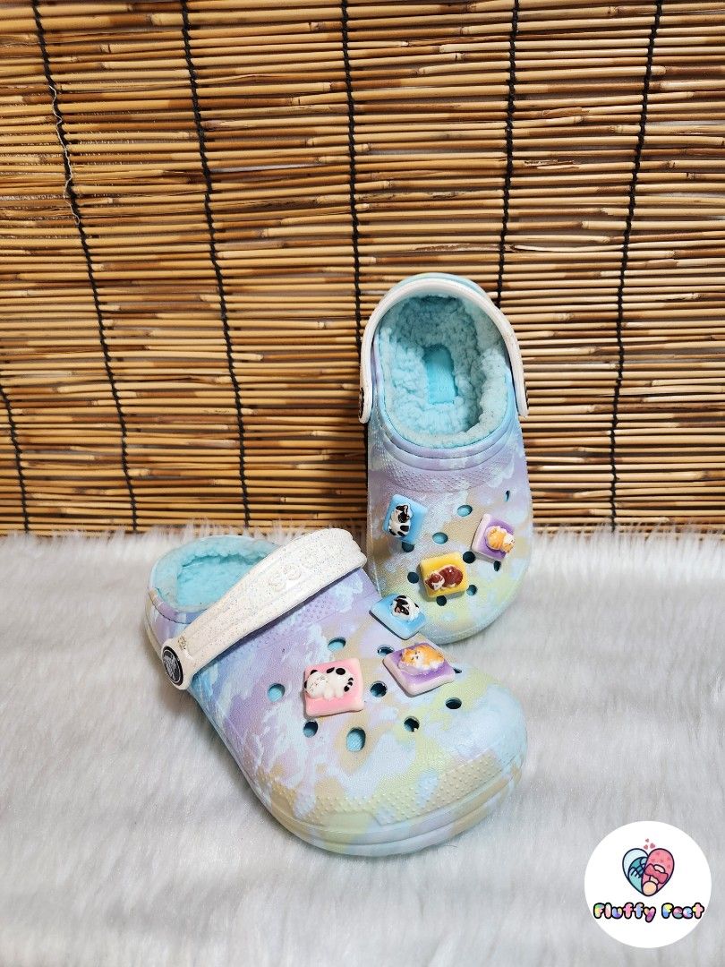 C10- Preloved Original Crocs for kids (Category: Babies & Kids Fashion) located in Navotas City. Submitted by FluffyFeet (Listing ID 1466731410, Image 2). Description: NEW ARRIVAL❗️ This is a PRELOVED ORIGINAL CROCS FOR KIDS‼️ Please managed your expectations ❤️ 📌 Strictly MINE NOW, PAY NOW ONLY❗️ (Unless suki na po na maayos kausap at iwas cancellation) 📌 You may ask for other photos before placing order/s STRICTLY NO RETURN, NO EXCHANGE UNLES