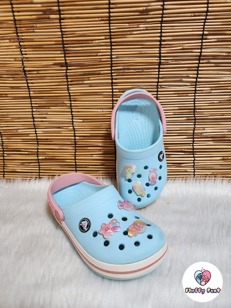 C11- Preloved Original Crocs for kids (Category: Babies & Kids Fashion) located in Navotas City. Submitted by FluffyFeet (Listing ID 1466581934, Image 2). Description: NEW ARRIVAL❗️ This is a PRELOVED ORIGINAL CROCS FOR KIDS‼️ Please managed your expectations ❤️ 📌 Strictly MINE NOW, PAY NOW ONLY❗️ (Unless suki na po na maayos kausap at iwas cancellation) 📌 You may ask for other photos before placing order/s STRICTLY NO RETURN, NO EXCHANGE UNLES