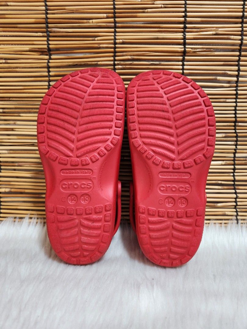 C12/13- Preloved Original Crocs for kids (Category: Babies & Kids Fashion) located in Navotas City. Submitted by FluffyFeet (Listing ID 1466727696, Image 3). Description: NEW ARRIVAL❗️ This is a PRELOVED ORIGINAL CROCS FOR KIDS‼️ Please managed your expectations ❤️ 📌 Strictly MINE NOW, PAY NOW ONLY❗️ (Unless suki na po na maayos kausap at iwas cancellation) 📌 You may ask for other photos before placing order/s STRICTLY NO RETURN, NO EXCHANGE UN