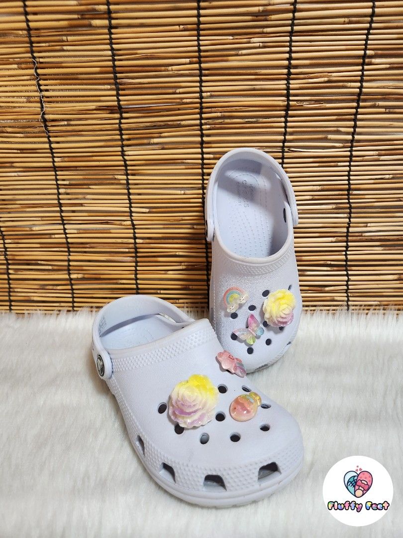 C12- Preloved Original Crocs for kids (Category: Babies & Kids Fashion) located in Navotas City. Submitted by FluffyFeet (Listing ID 1466592526, Image 2). Description: NEW ARRIVAL❗️ This is a PRELOVED ORIGINAL CROCS FOR KIDS‼️ Please managed your expectations ❤️ 📌 Strictly MINE NOW, PAY NOW ONLY❗️ (Unless suki na po na maayos kausap at iwas cancellation) 📌 You may ask for other photos before placing order/s STRICTLY NO RETURN, NO EXCHANGE UNLES