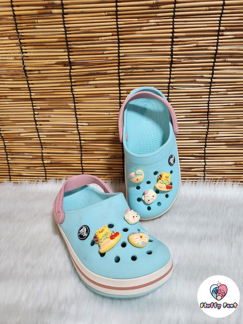 C12- Preloved Original Crocs for kids (Category: Babies & Kids Fashion) located in Navotas City. Submitted by FluffyFeet (Listing ID 1466728363, Image 2). Description: NEW ARRIVAL❗️ This is a PRELOVED ORIGINAL CROCS FOR KIDS‼️ Please managed your expectations ❤️ 📌 Strictly MINE NOW, PAY NOW ONLY❗️ (Unless suki na po na maayos kausap at iwas cancellation) 📌 You may ask for other photos before placing order/s STRICTLY NO RETURN, NO EXCHANGE UNLES