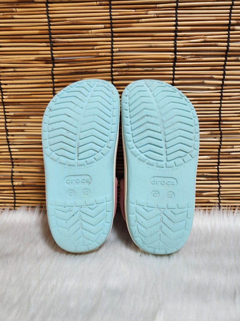 C12- Preloved Original Crocs for kids (Category: Babies & Kids Fashion) located in Navotas City. Submitted by FluffyFeet (Listing ID 1466728363, Image 3). Description: NEW ARRIVAL❗️ This is a PRELOVED ORIGINAL CROCS FOR KIDS‼️ Please managed your expectations ❤️ 📌 Strictly MINE NOW, PAY NOW ONLY❗️ (Unless suki na po na maayos kausap at iwas cancellation) 📌 You may ask for other photos before placing order/s STRICTLY NO RETURN, NO EXCHANGE UNLES