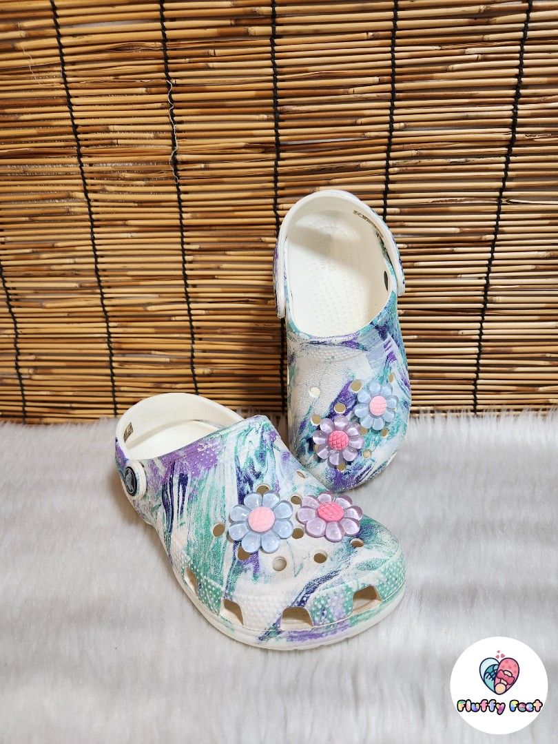 C12- Preloved Original Crocs for kids (Category: Babies & Kids Fashion) located in Navotas City. Submitted by FluffyFeet (Listing ID 1466736505, Image 2). Description: NEW ARRIVAL❗️ This is a PRELOVED ORIGINAL CROCS FOR KIDS‼️ Please managed your expectations ❤️ 📌 Strictly MINE NOW, PAY NOW ONLY❗️ (Unless suki na po na maayos kausap at iwas cancellation) 📌 You may ask for other photos before placing order/s STRICTLY NO RETURN, NO EXCHANGE UNLES