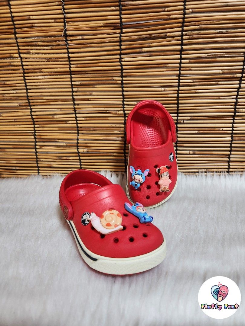 C4/5- Preloved Original Crocs for kids (Category: Babies & Kids Fashion) located in Navotas City. Submitted by FluffyFeet (Listing ID 1466737585, Image 2). Description: NEW ARRIVAL❗️ This is a PRELOVED ORIGINAL CROCS FOR KIDS‼️ Please managed your expectations ❤️ 📌 Strictly MINE NOW, PAY NOW ONLY❗️ (Unless suki na po na maayos kausap at iwas cancellation) 📌 You may ask for other photos before placing order/s STRICTLY NO RETURN, NO EXCHANGE UNLE