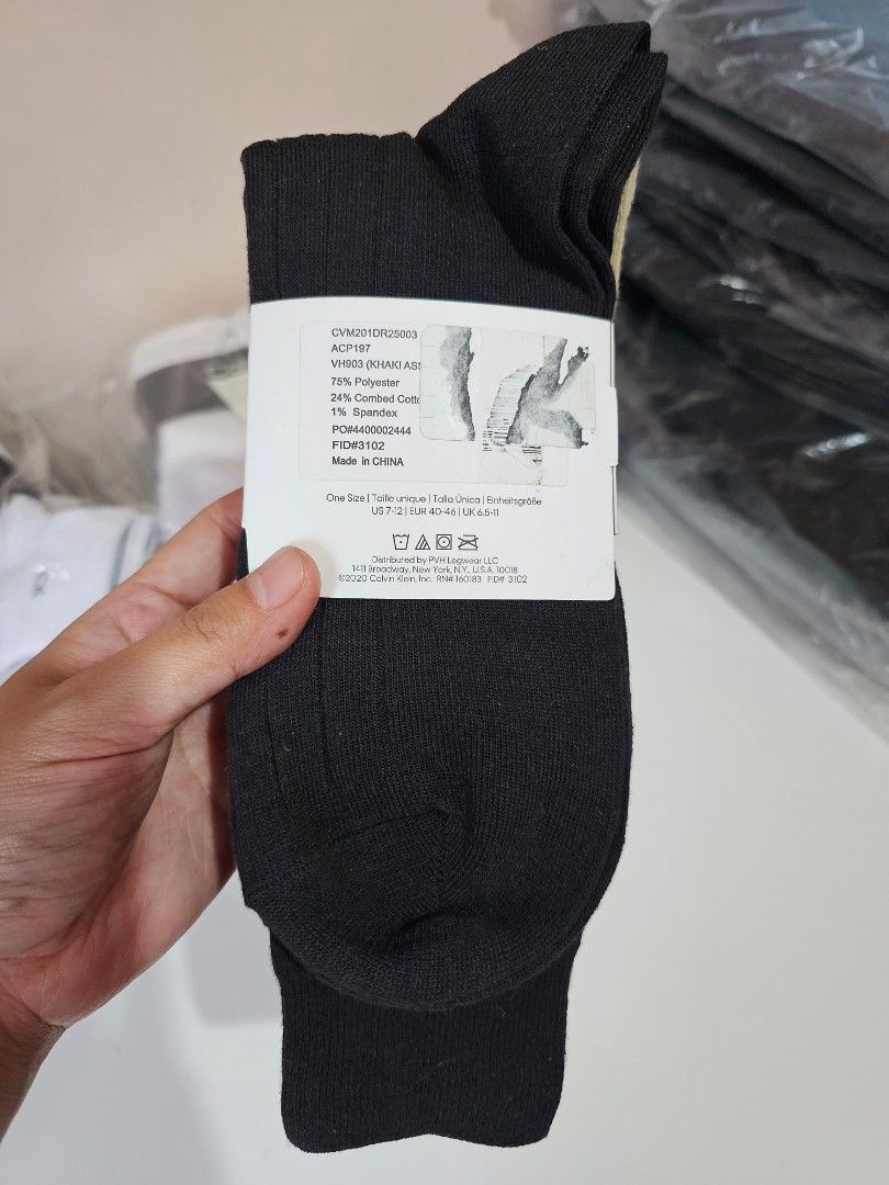 CALVIN KLEIN Men's Crew Socks - 4 pairs (Category: Socks) located in Quezon City. Submitted by senyoramaria2 (Listing ID 1466773079, Image 2). Description: CALVIN KLEIN Crew Cut Socks Lightweight Ribbed design Men's One size 4 pairs 2 x beige 2 x black #USpasabuy.