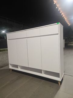 Cabinets, Side Boards and Shelvings 收藏品 3