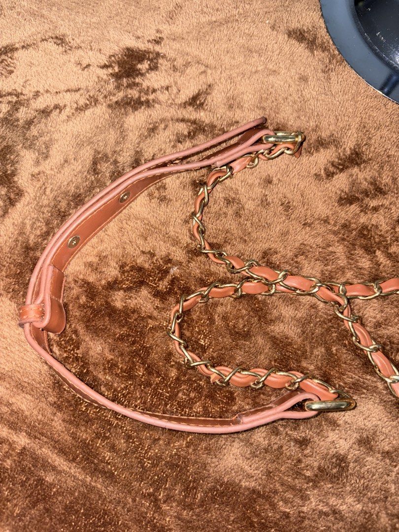 Canvas Shoulder Bag with Embroidery Chain Strap (Category: Shoulder Bags) located in Baguio. Submitted by maje_mori (Listing ID 1466704463, Image 3). Description: - Condition: Excellent, clean inside and out with almost no signs of use (check photos for reference).