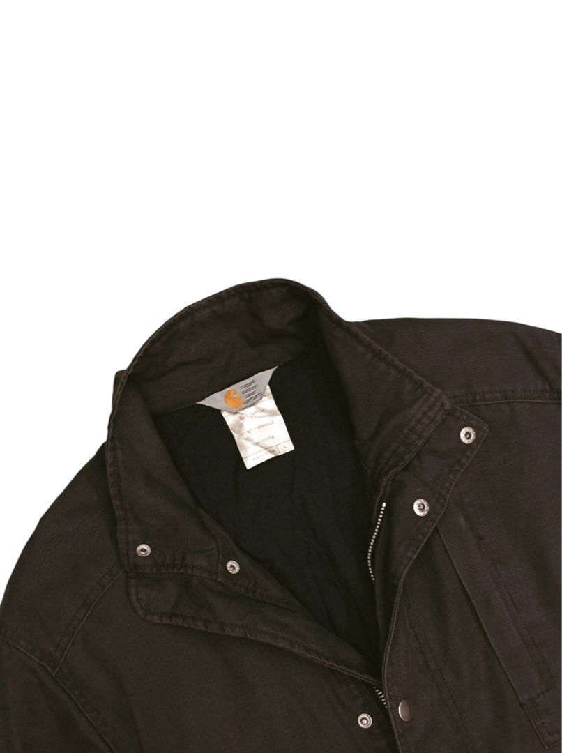 Carhartt Duck Canvas Chore Jacket (Category: Coats, Jackets and Outerwear) located in Valenzuela. Submitted by katadatakph (Listing ID 1466744469, Image 3). Description: Carhartt Duck Canvas Chore Jacket Size: Large Dimes: Width 23.3 Shoulders 20 Since 1889, Carhartt has crafted legendary workwear designed to withstand the toughest conditions, cementing its place in heritage outerwear history. Built from heavy-duty cotton duck canvas with reinfor