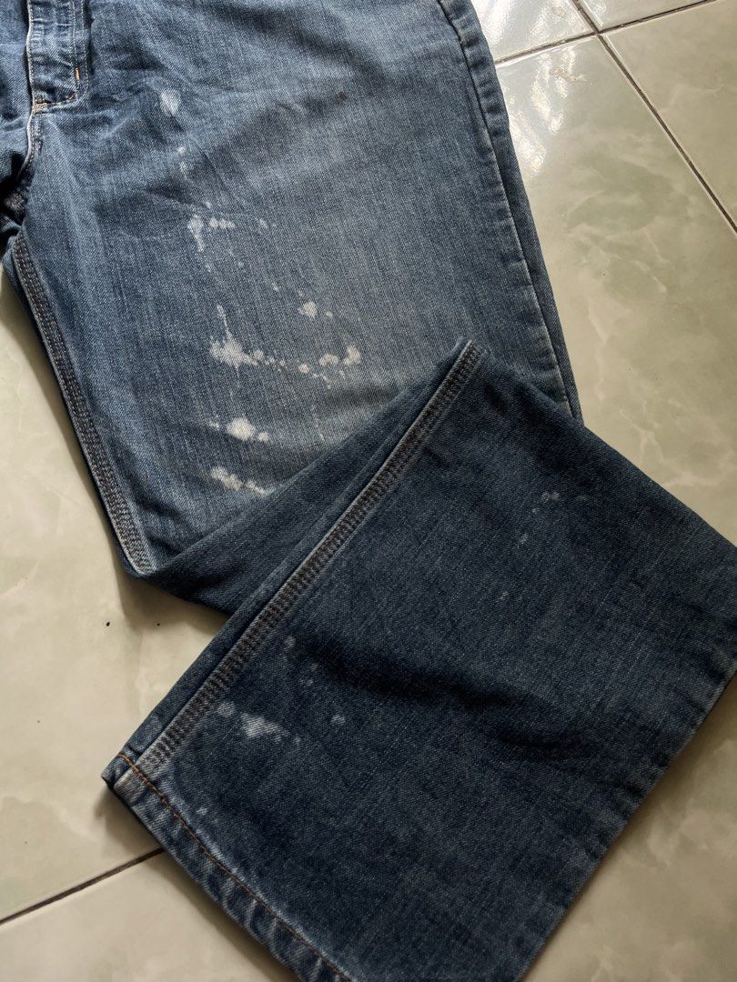 CARHARTT PANRS (Category: Jeans) located in Muntinlupa City. Submitted by thuggin.shawn (Listing ID 1466684727, Image 3). Description: CARHARTT LIGHT WASH W 40 / L 46 / T 14.5 / H 8.5 CLAIM:999 -AUTHENTIC -FRONT STAIN / NON REMOVABLE .