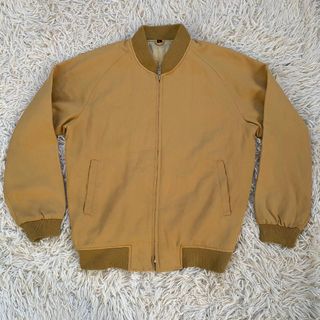 (Category: ) located in . Submitted by bundlethriftstore (Listing ID 1466724074, Image 1). Description: .