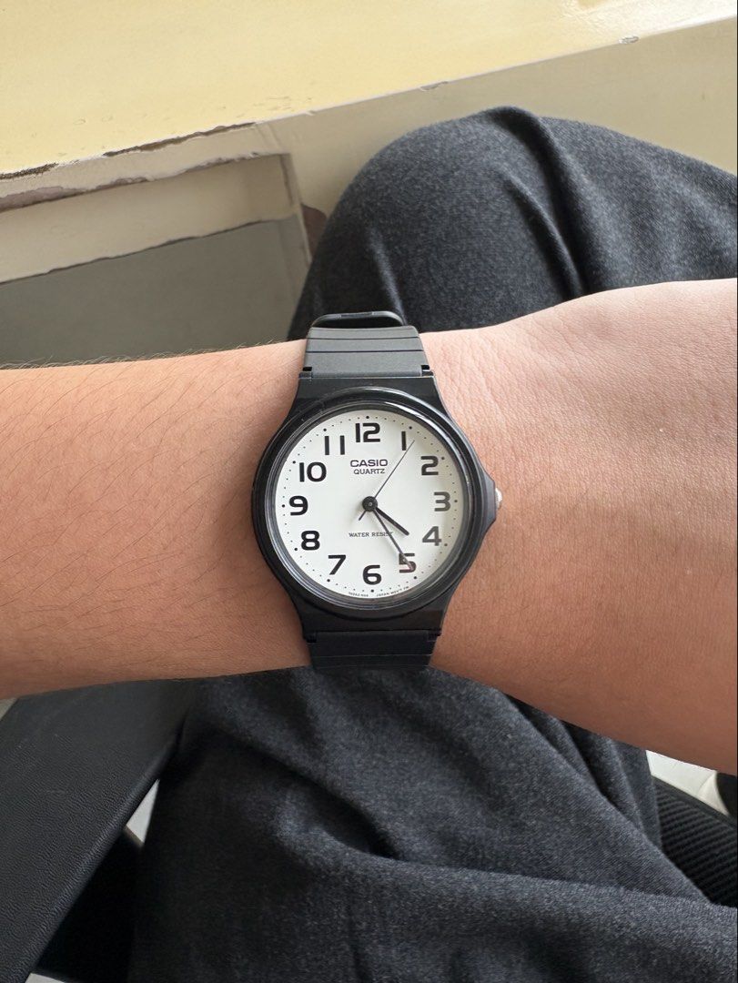 Casio Japan (Category: Luxury Watches) located in Quezon. Submitted by romeo_ong (Listing ID 1466640567, Image 1). Description: Bought in Japan No issue Rfs: Change color .