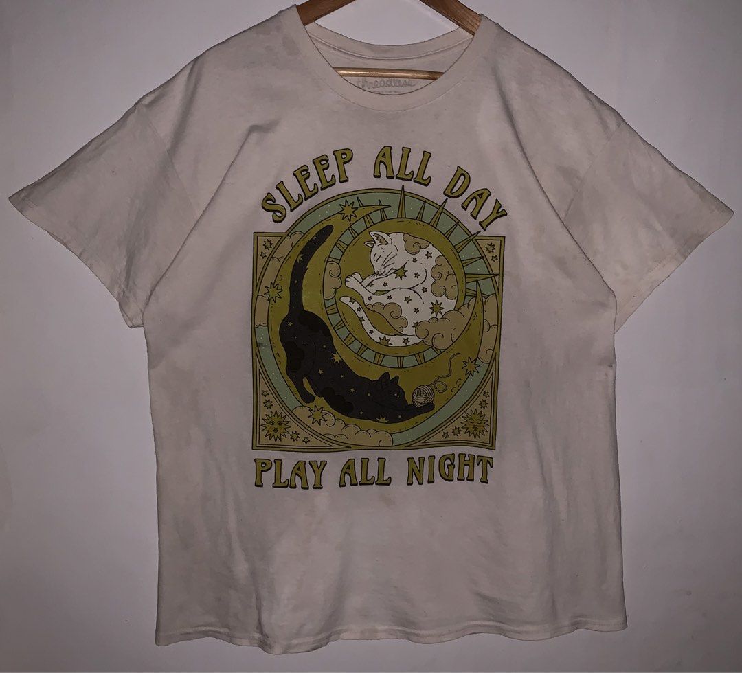 CAT ART TEE FOR SALE (Category: Tshirts & Polo Shirts ) located in Angeles City. Submitted by browsetheracks (Listing ID 1466609893, Image 2). Description: FOR SALE DAY N NITE CAT GRAPHIC ART TEE SIZE XL ON TAG (23×29) FITS BOXY IN EXCELLENT CONDITION! SIGNS OF WEAR *MADE WITH HEAVY COTTON MATERIAL ₱550+SHIPPING FEE DM ME FOR MORE INFO 🔌 Note: Every item is photographed accurately to showcase its actual condition. Before shipping, each garment i