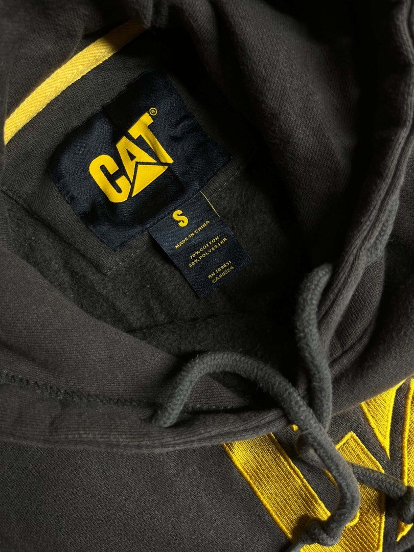 Cat Hoodie (Category: Coats, Jackets and Outerwear) located in General Trias. Submitted by kevinthriftshop (Listing ID 1466688798, Image 2). Description: .