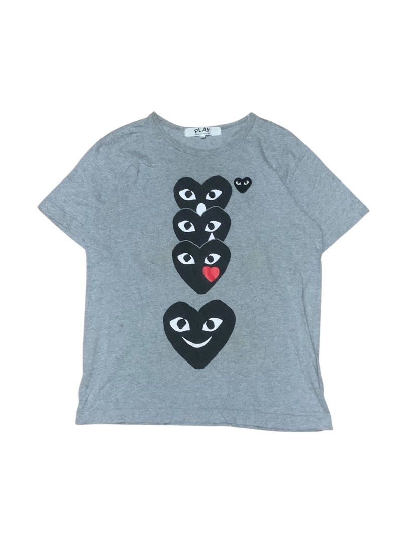 CDG Play Multiple Logo (Category: Tshirts & Polo Shirts ) located in Manila. Submitted by lyf_7hrift (Listing ID 1466590999, Image 1). Description: CDG Play Multiple Logo Shirt P300 27L 20W Dimes 9.5/10 Color Rate Excellent Condition.