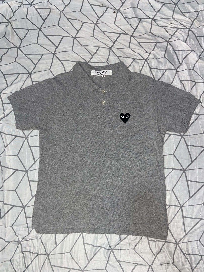 CDG PLAY POLO SHIRT (Category: Tshirts & Polo Shirts ) located in Antipolo. Submitted by goods_thrift (Listing ID 1466769913, Image 1). Description: Colorate 9.8/10 Excellent condisyon small on tag Dimensyon W18/L23.