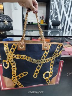 (Category: ) located in . Submitted by Mike23MattPreloved (Listing ID 1466627420, Image 1). Description: .