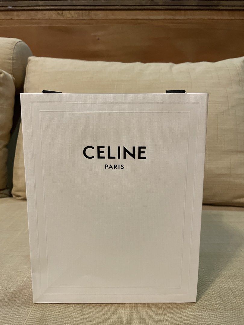 Celine PaperBag (Category: Luxury Bags & Wallets) located in Cebu City. Submitted by kiki_closet168 (Listing ID 1466649137, Image 2). Description: Size 7.75in x 9.75in x 4.5in.