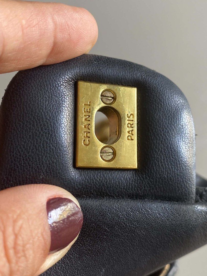 Chanel (Category: Luxury Bags & Wallets) located in Dumanjug. Submitted by avegailbal20275 (Listing ID 1463322001, Image 3). Description: Used chanel small slingin excellent condition .