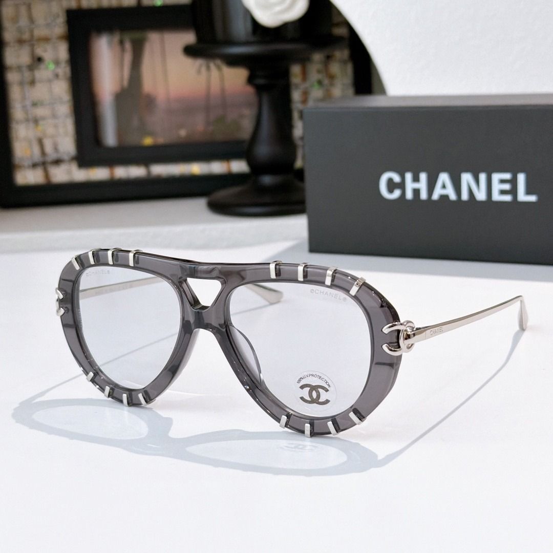 Chanel Aviator Sunglasses with Box (Category: Sunglasses & Eyewear) located in Paranaque City. Submitted by nurishadyl22738 (Listing ID 1466645485, Image 2). Description: - Brand: Chanel - Style: Classic aviator / pilot shape - Details: Metal accents around frames, signature CC logo on temples - Lenses: Tinted for sun protection - Inclusions: Branded black storage box - Condition: Great statement eyewear for daily outfits and sunny days.