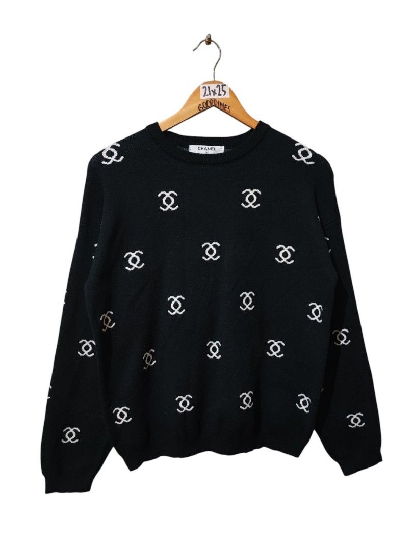 CHANEL KNIT SWEATER (Category: Others Tops) located in Iloilo. Submitted by gooddimes (Listing ID 1466678911, Image 1). Description: Chanel Crewneck Knit Sweater With Hangtag CC Logo Jacquard Pattern Size on tag: Dimes: 21Wx25L Issue/s: Missing washtags Color rate: 10/10 Like new condition ₱1,200 Reminders: - All items are thrifted, please manage your expectations - Color may vary due to lighting - Please wash before using the item - Due to diffe