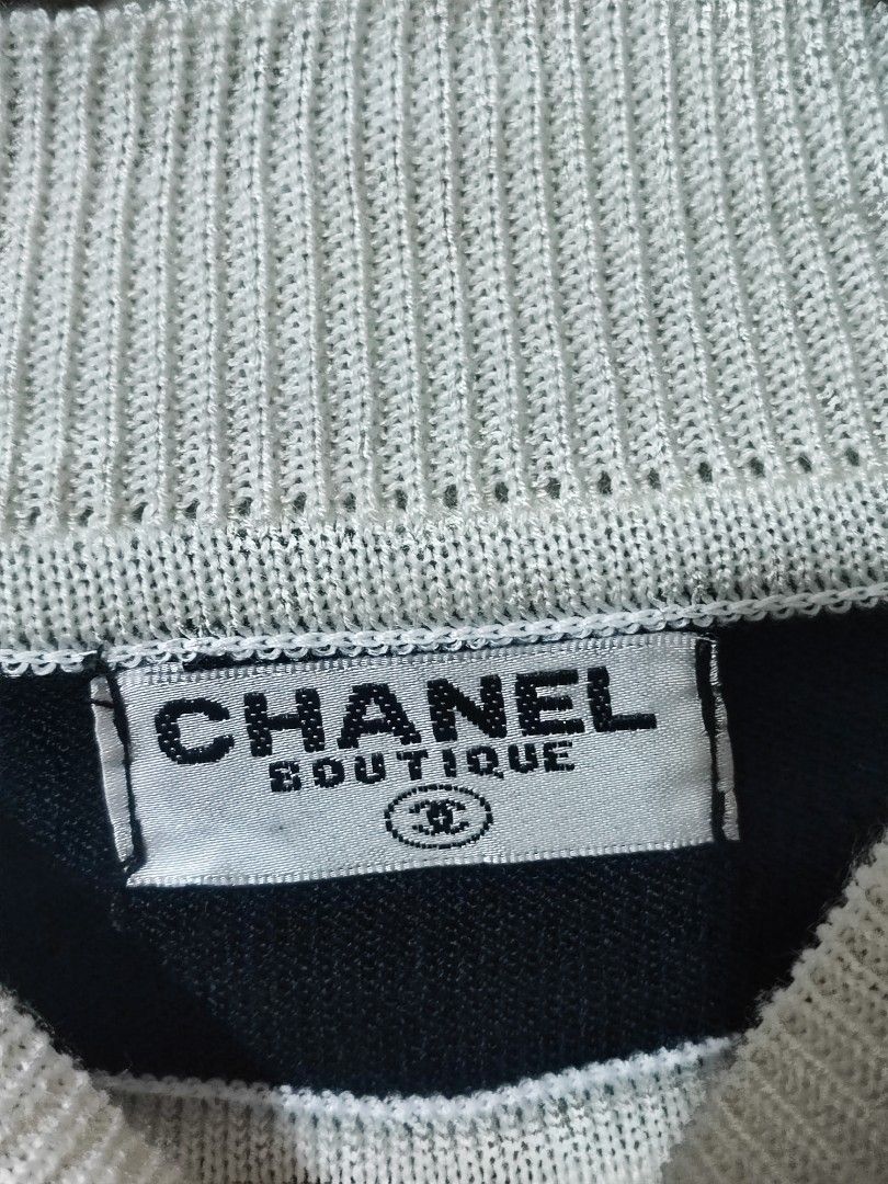 CHANEL CREWNECK KNIT SWEATER (Category: Others Tops) located in Iloilo. Submitted by gooddimes (Listing ID 1466688136, Image 3). Description: Chanel Crewneck Knit Sweater All-Over CC Logos Size on tag: Dimes: 19Wx23.5L Issue/s: None Color rate: 10/10 Like new condition ₱1,200 Reminders: - All items are thrifted, please manage your expectations - Color may vary due to lighting - Please wash before using the item - Due to different personal measure